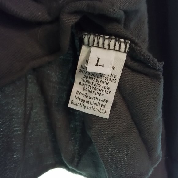 Lauren Moshi with Studded hearts T "The World Needs Love" long Sleeve hearts - Picture 6 of 8